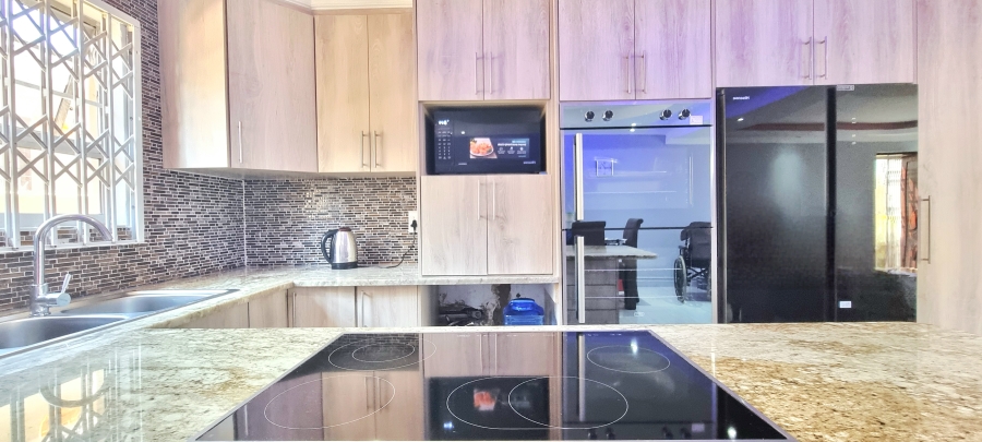 3 Bedroom Property for Sale in Amalinda Eastern Cape